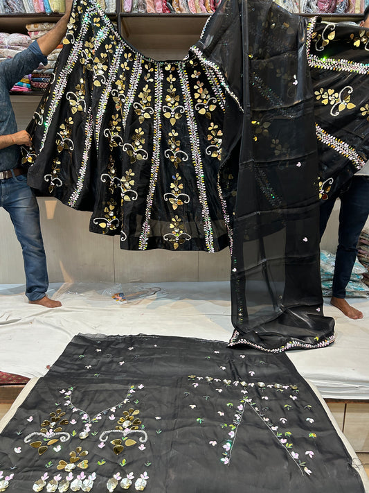 Lehenga negra de diseñador