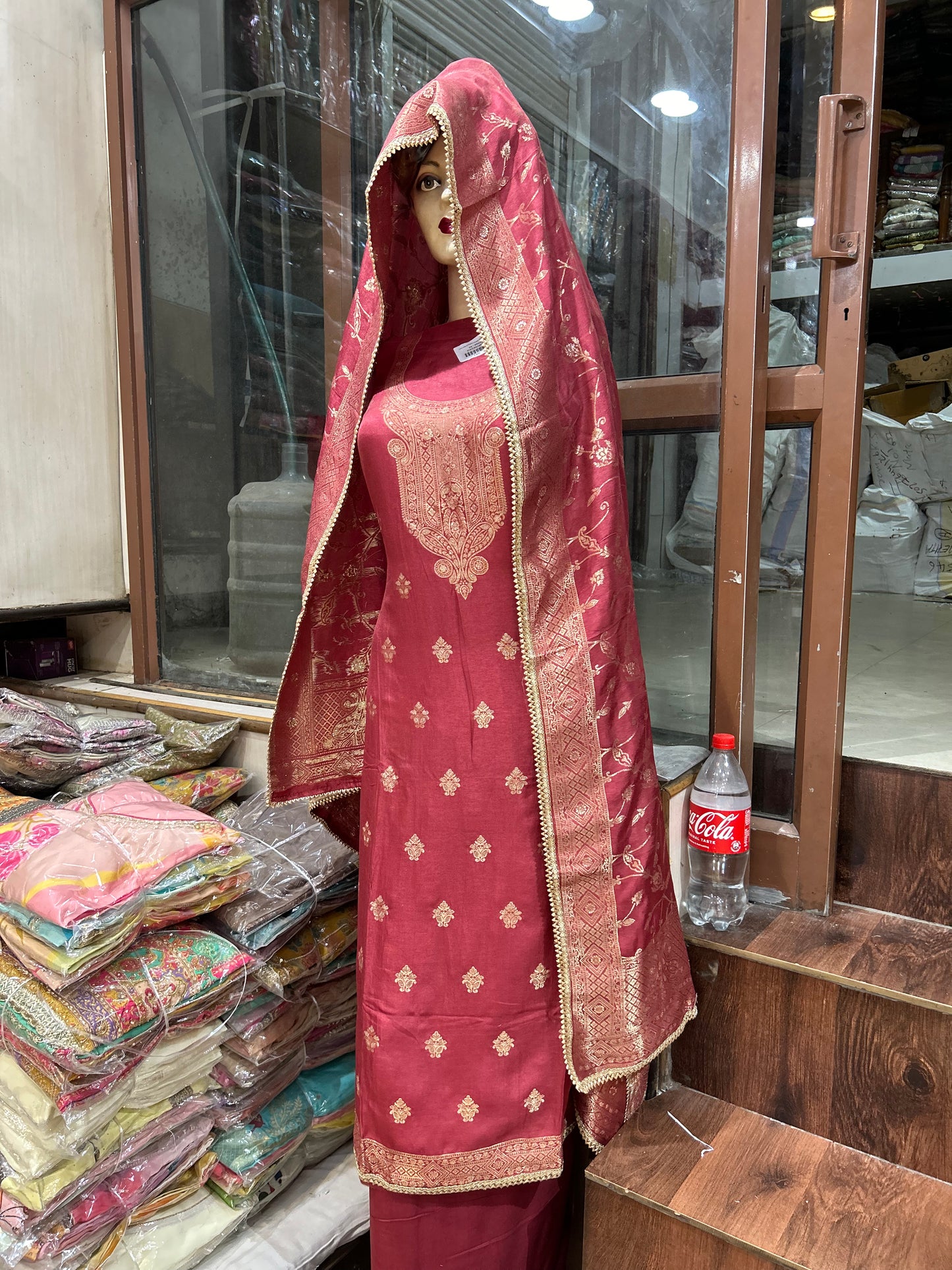 Stunning red ladies suit