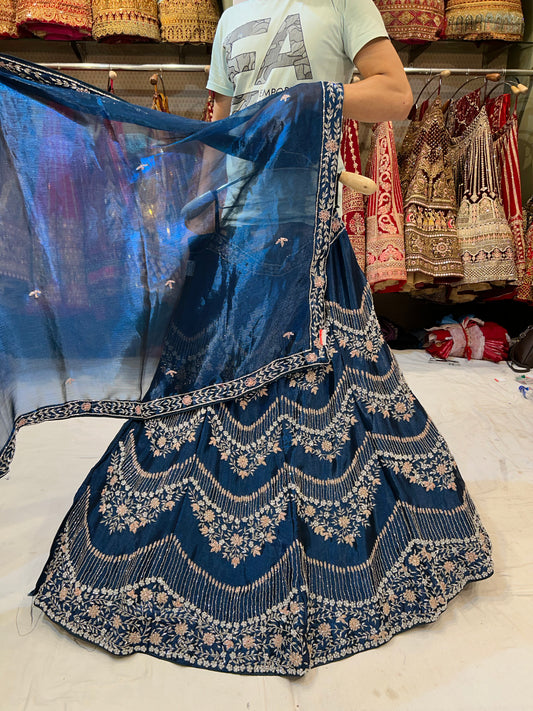 Increíble lehenga azul del PDP