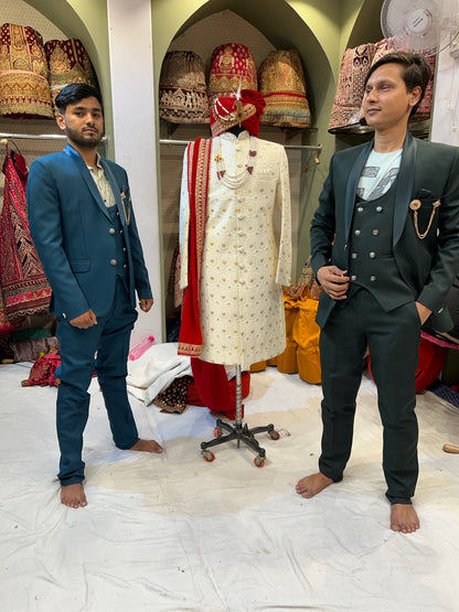 Impresionante chaqueta verde tipo sherwani para hombre