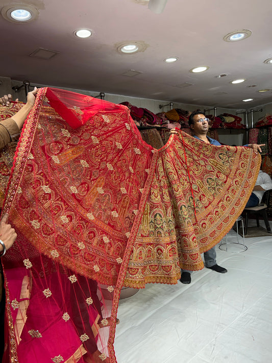 Impresionante lehenga roja