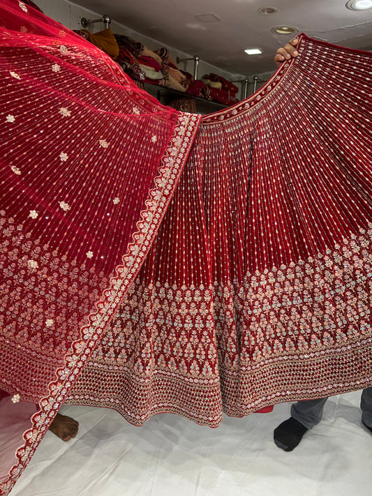 Preciosa lehenga roja