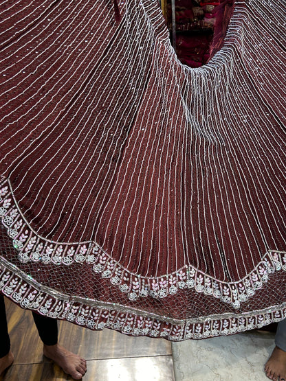 Fabulosa lehenga de fiesta roja