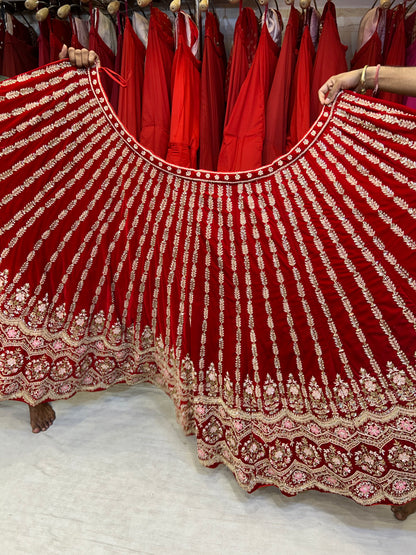 Gorgeous Red Lehenga 😍