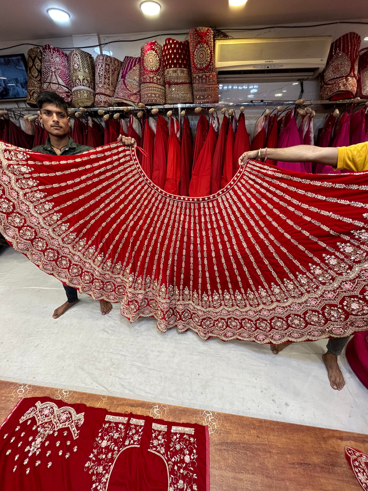 Gorgeous Red Lehenga 😍