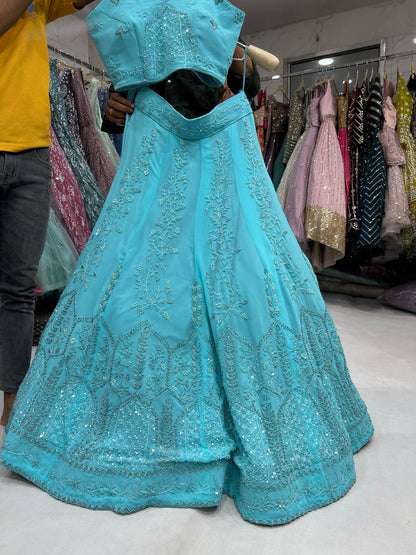 Impresionante lehenga azul cielo 😍