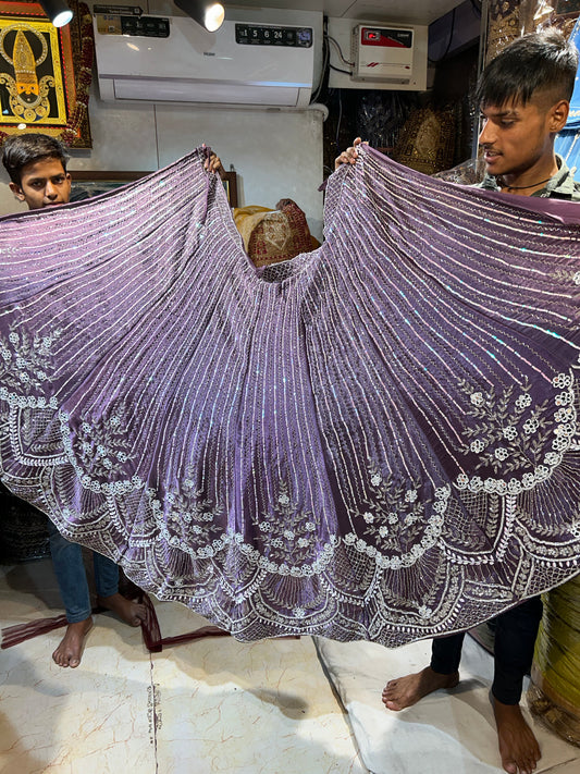 Lehenga púrpura del PDP de Gajab