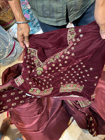 Lehenga color granate Gajab 😍