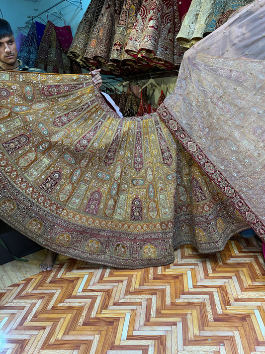 Preciosa lehenga color granate