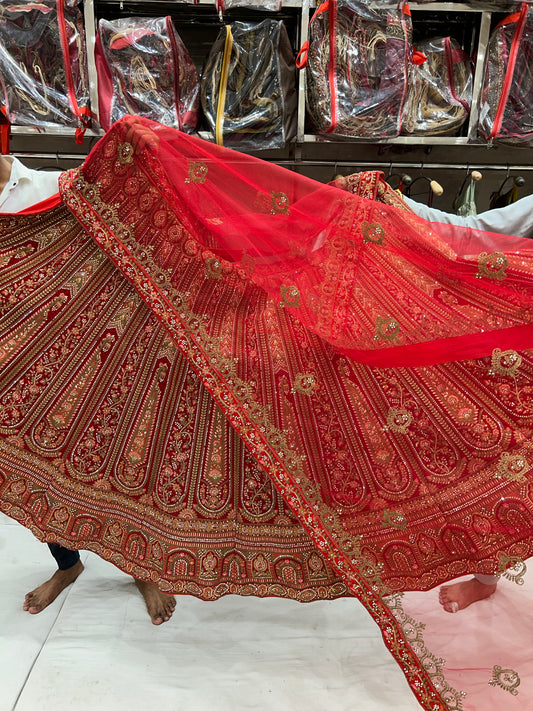 Impresionante lehenga roja 😍