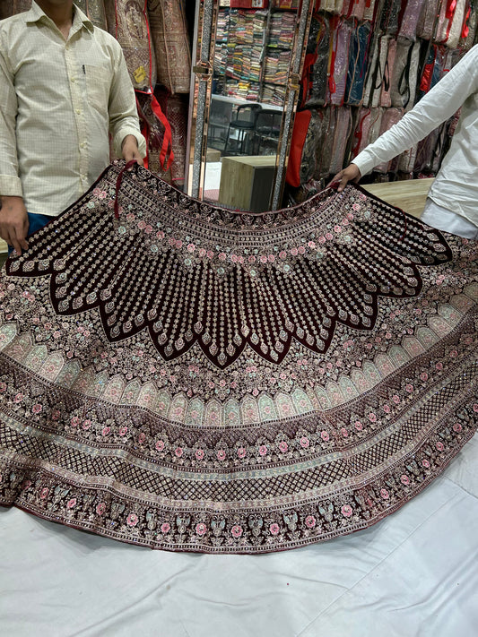 Fantástica lehenga granate