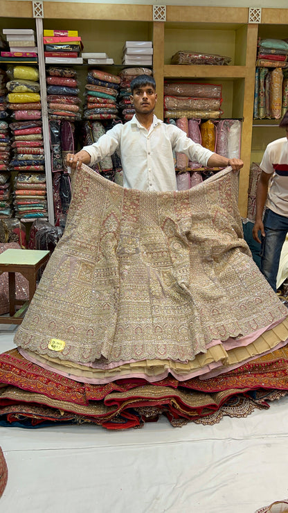 Stylish pink lehenga  🥰