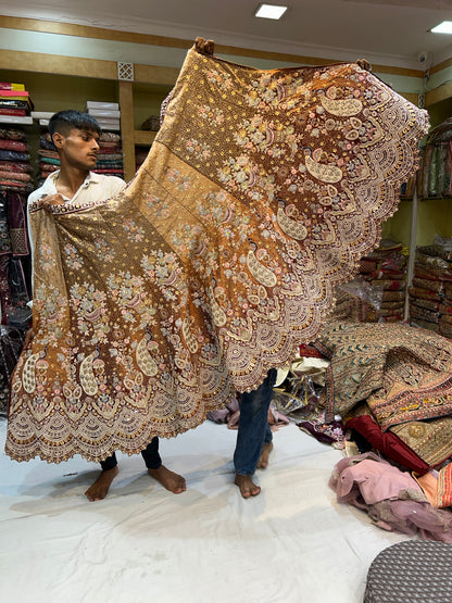 Gajab golden lehenga  🥰