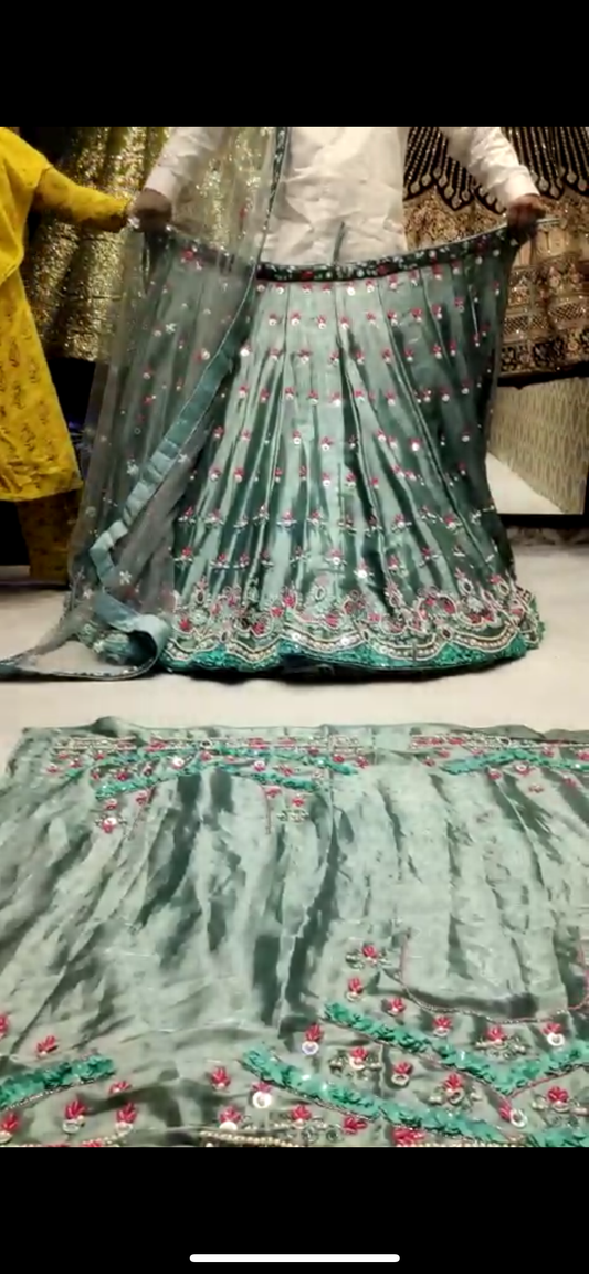 LEHENGA verde azulado agua