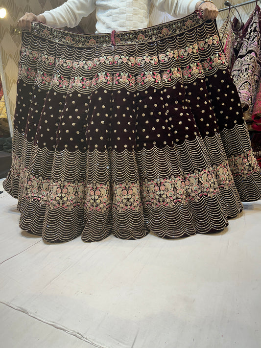 Lehenga color Meroon REAL