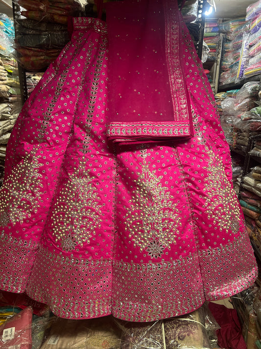 Lehenga Choli rosa de moda