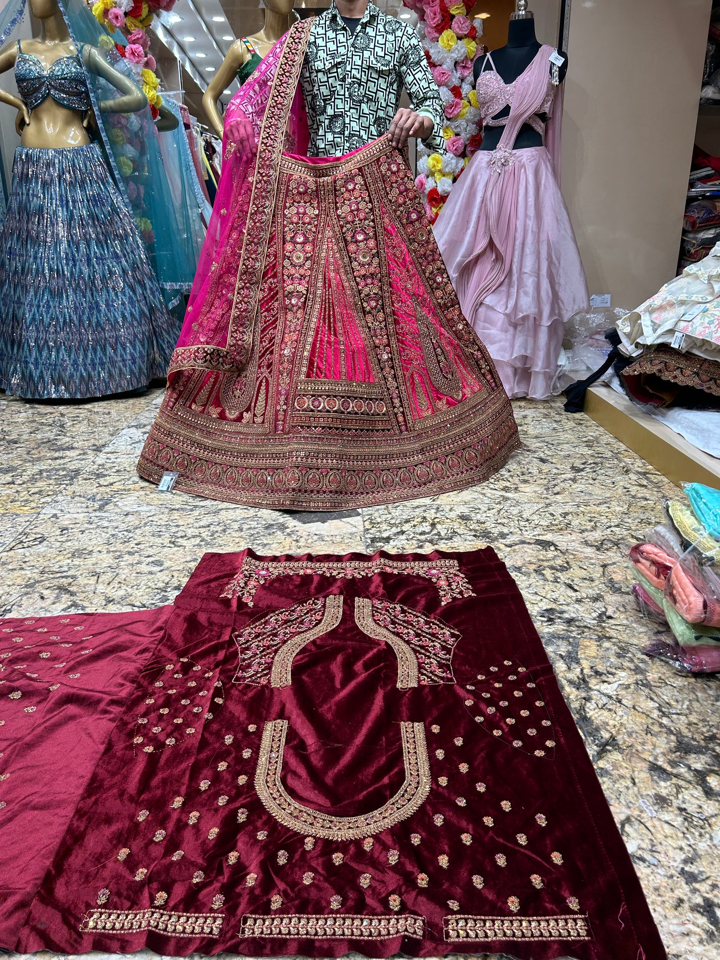 Impresionante lehenga roja Rani Marwari