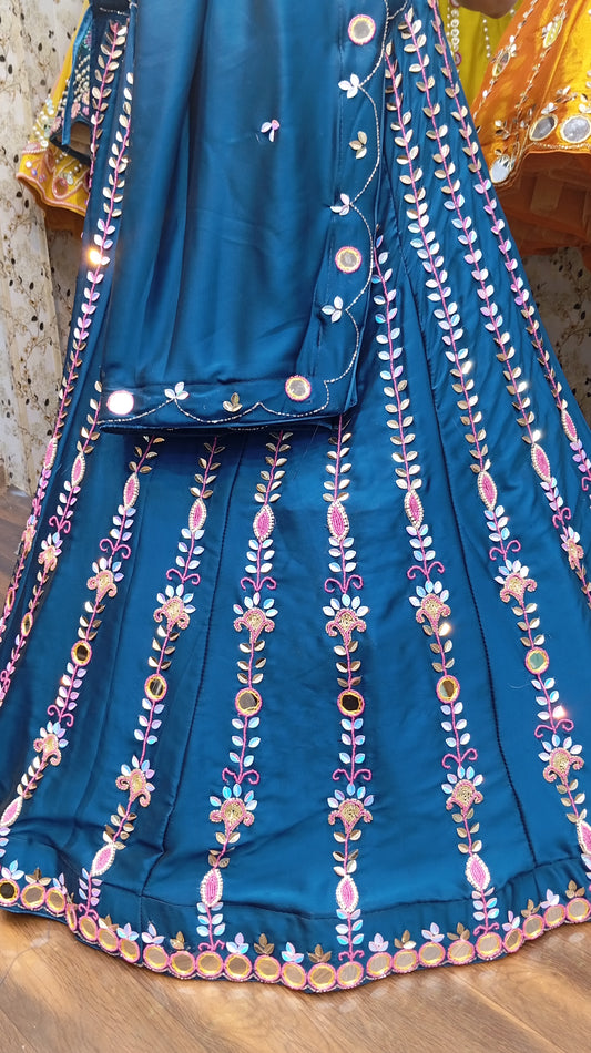 Lehenga azul majestuoso del PDP