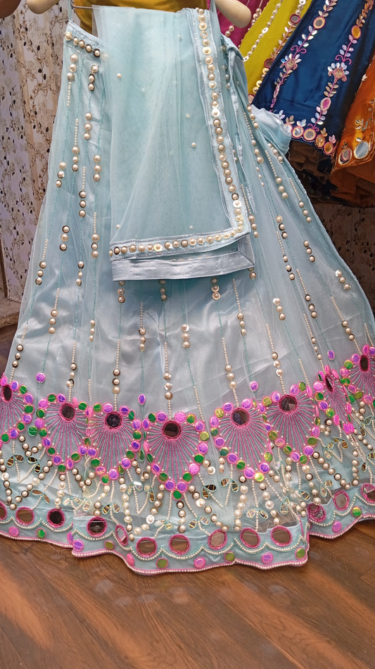 Magnífica lehenga PDP en color azul cielo