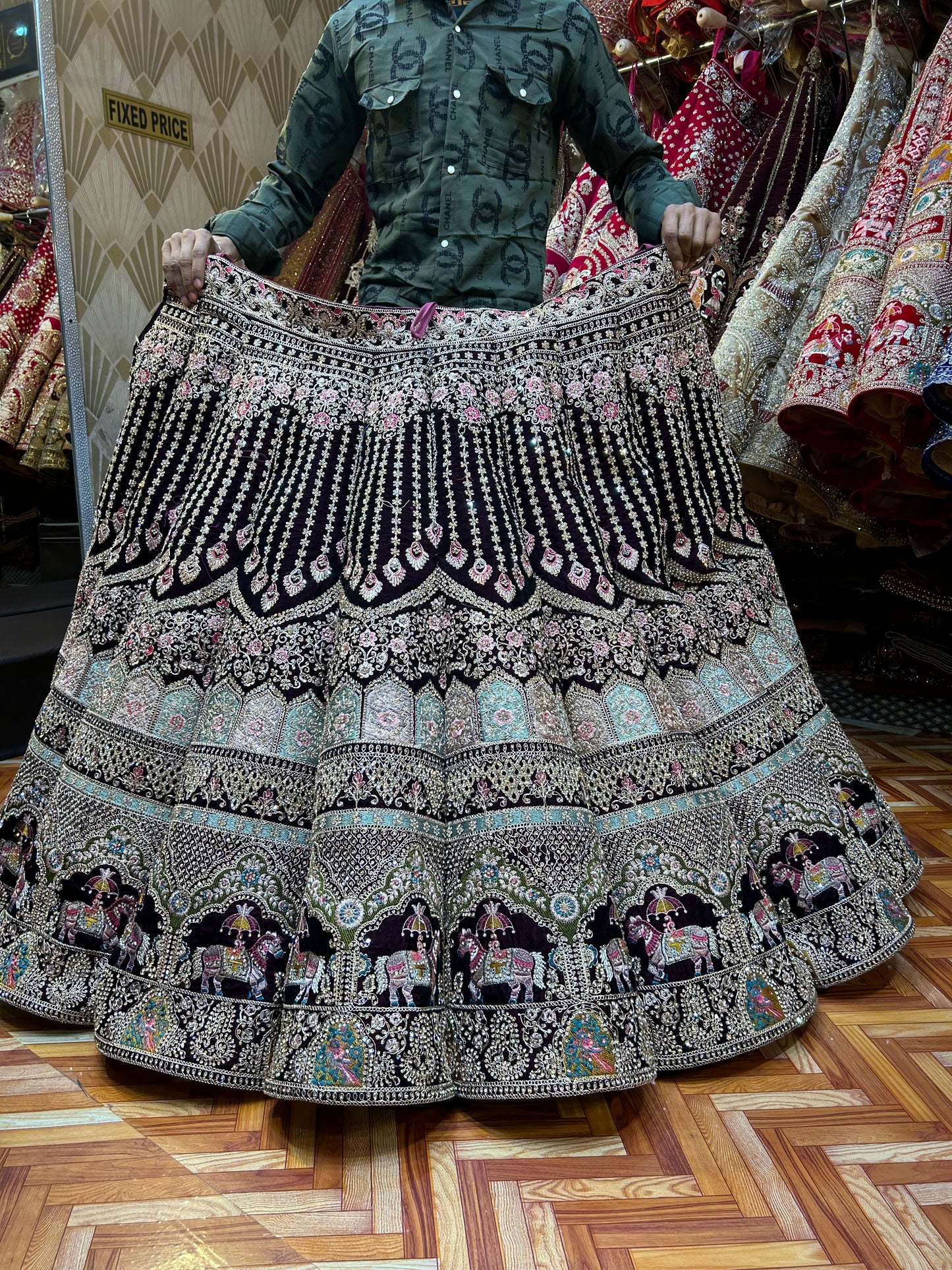 Preciosa lehenga color granate