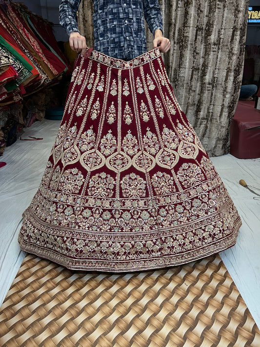 Hermosa lehenga roja granate hecha a mano