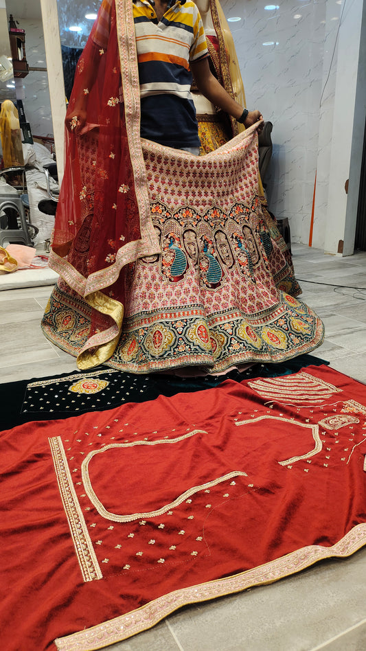 Lehenga Rajwada de pavo real