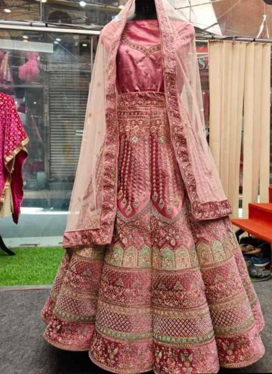 Jhumka lehenga con forma de bola