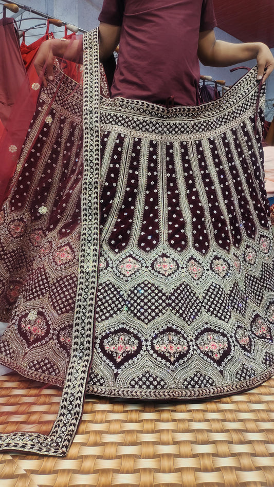 Magnífico éxito meroon lehenga