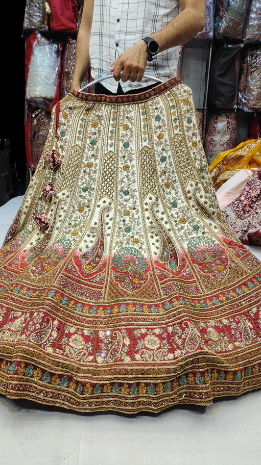 Lehenga con doble tono blanco y rosa degradado