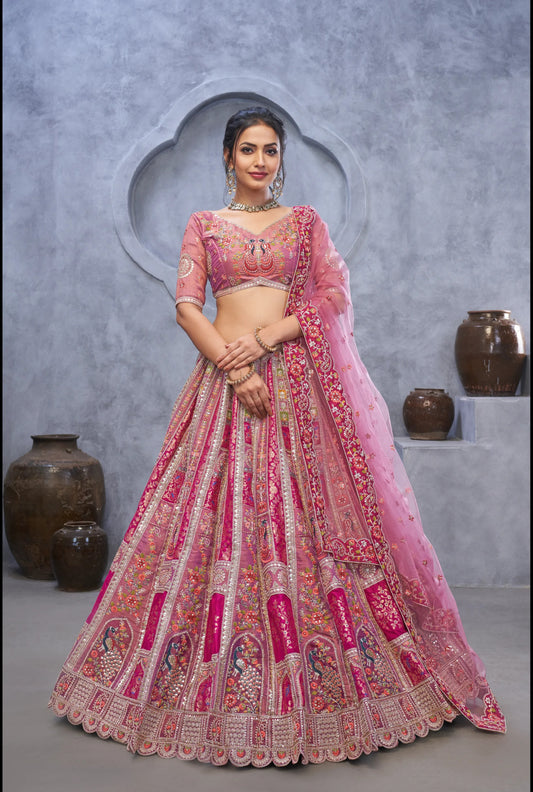 Lehenga de diseñador en color rosa