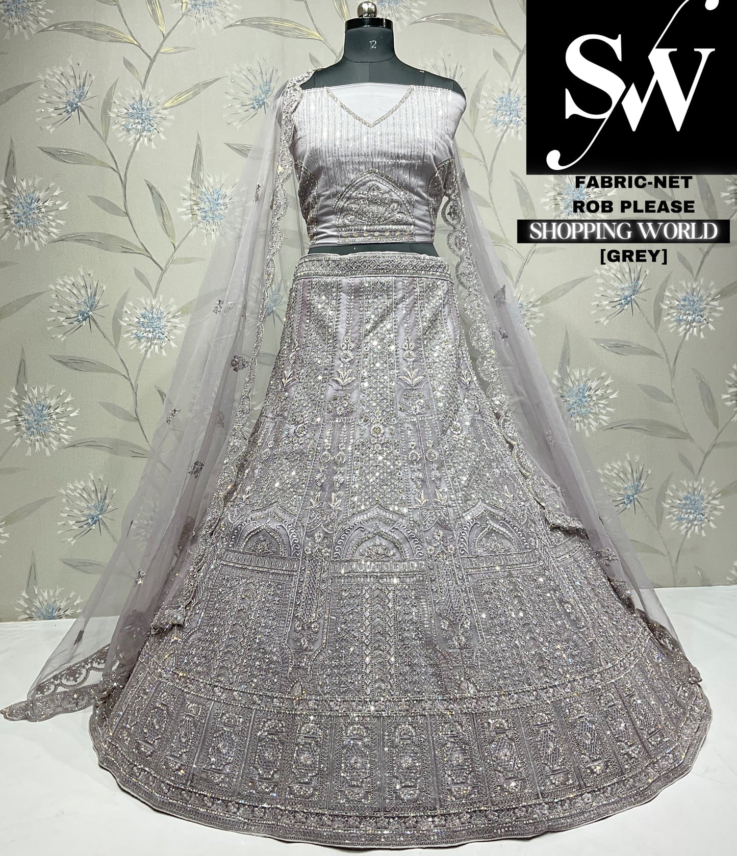 Lehenga gris Khoobsurat