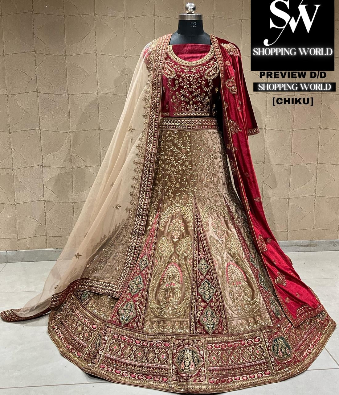 Impresionante lehenga nupcial dorada chiku