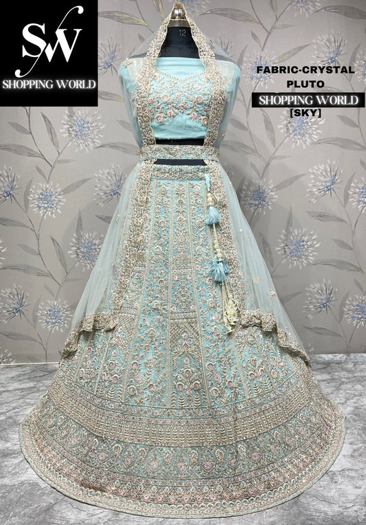 Lehenga de diseño en color azul cielo