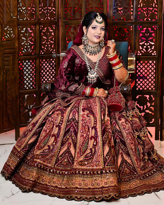 Fabulosa lehenga nupcial color granate real marwari (cliente satisfecha)