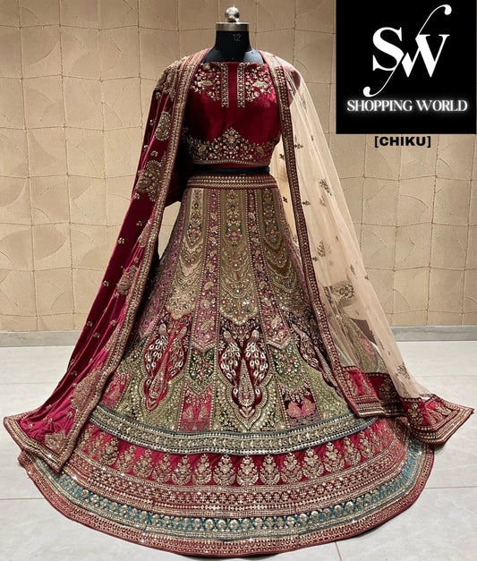 Fantástica lehenga nupcial con doble dupatta color granate de Chiku