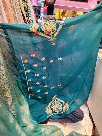 Elegant blue saree