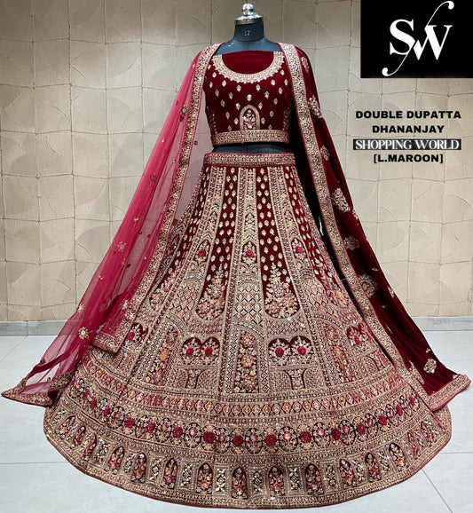 Encantadora lehenga de novia con doble dupatta en color granate claro