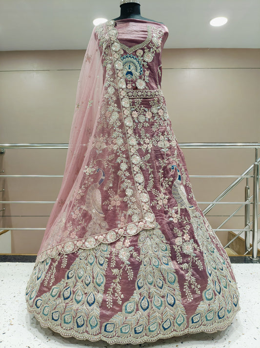 Elegante lehenga de pavo real rosa