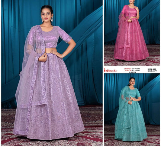 Lehenga lavanda llamativa