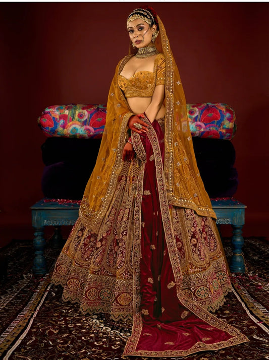 Impresionante lehenga de novia con doble duptta en mostaza granate