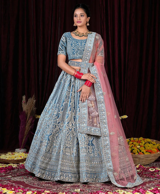 Fabuloso lehenga azul cielo