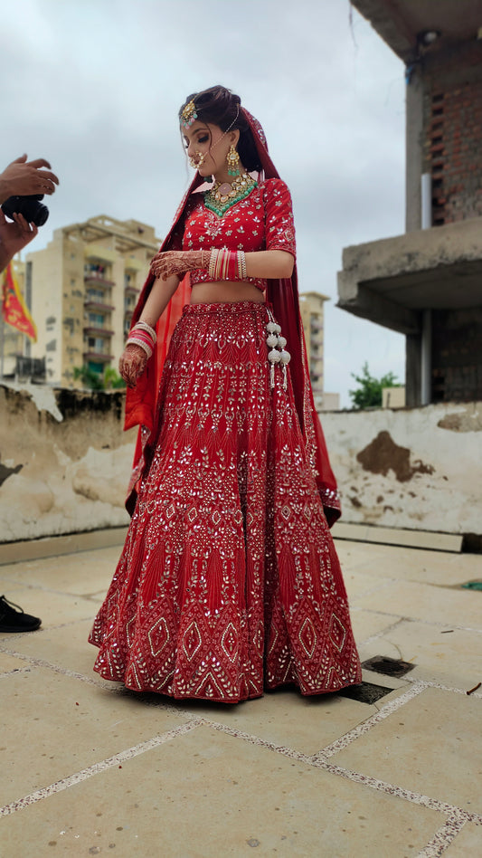 Fabulosa lehenga impresionante para un cliente feliz