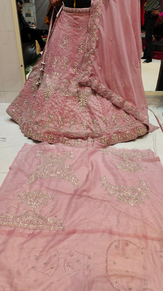 Preciosa lehenga rosa