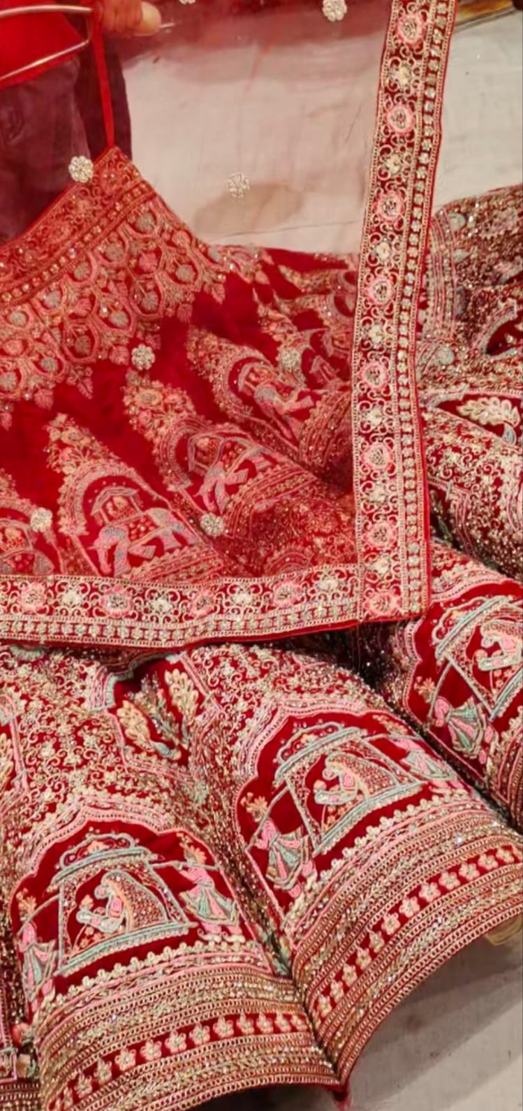 Buy Elephant Grey Sequins Embroidered Net Bridal Lehenga Online | Samyakk